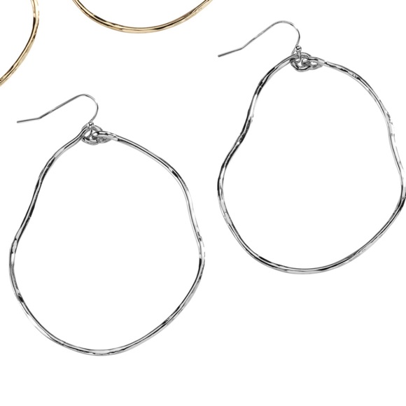 NWT MOCHI GOLD OR SILVER LIGHTWEIGHT EVERY DAY WAER STATEMENT EARRINGS - Picture 12 of 16